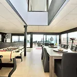 Villa Adam